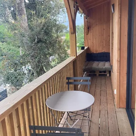 Les Ptits Nids Du * 拉卡诺