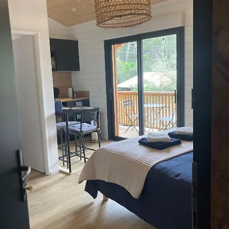 Les Ptits Nids Du 度假居